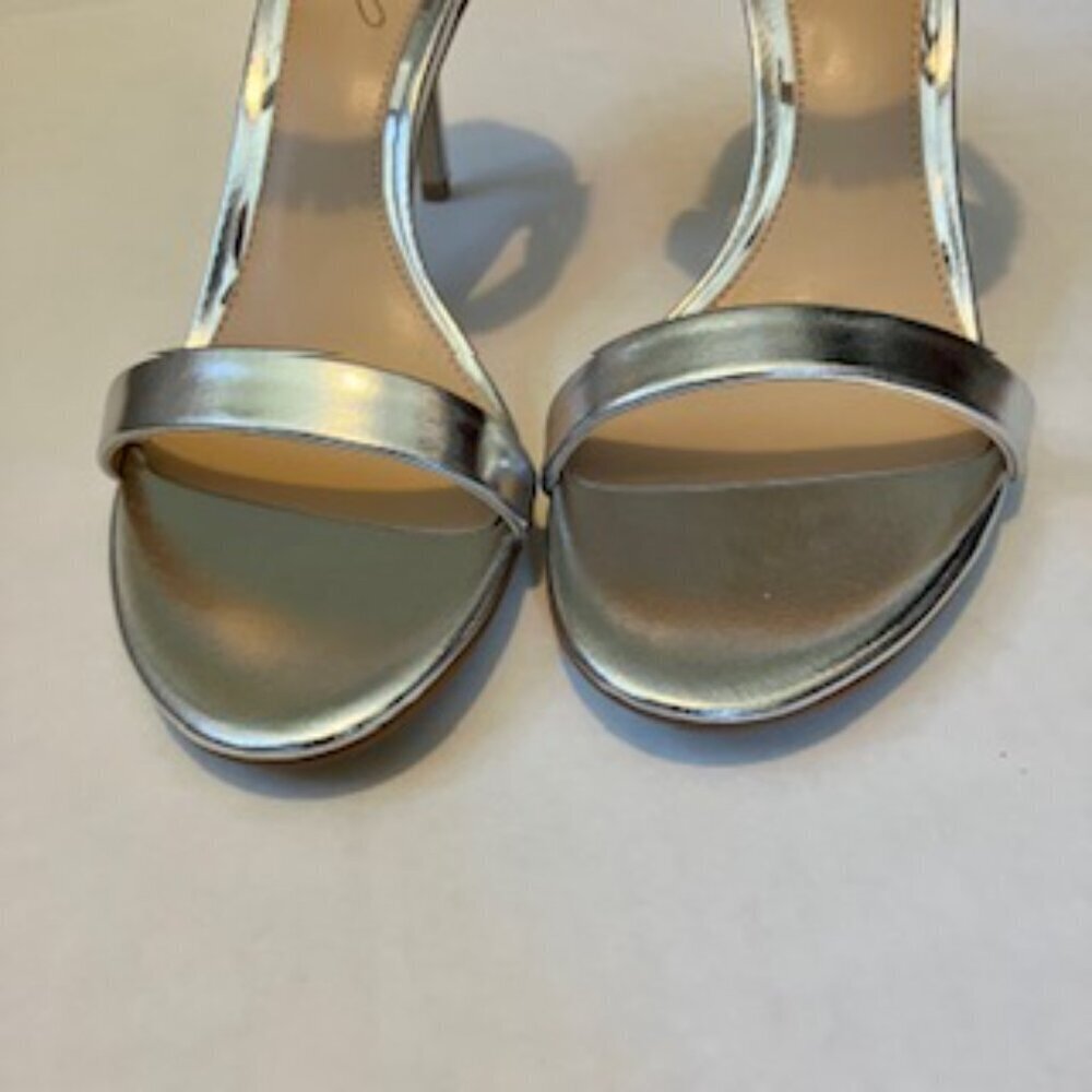 Jewel Badgley Mischka Celine Embellished Sandal by  Size 7.5 - Picture 5 of 12